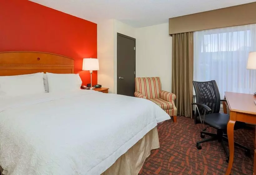 ホテル Hampton Inn By Hilton Dayton Fairborn Wright Patterson Afb