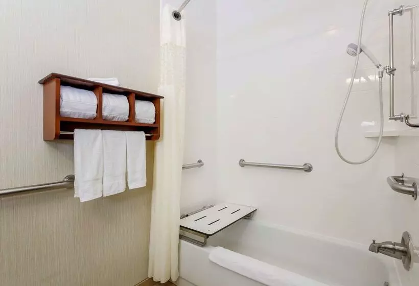 ホテル Hampton Inn By Hilton Dayton Fairborn Wright Patterson Afb