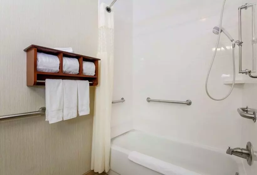 ホテル Hampton Inn By Hilton Dayton Fairborn Wright Patterson Afb