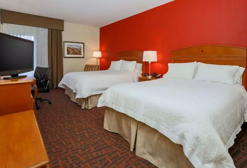 ホテル Hampton Inn By Hilton Dayton Fairborn Wright Patterson Afb