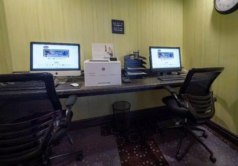 ホテル Hampton Inn Hazleton