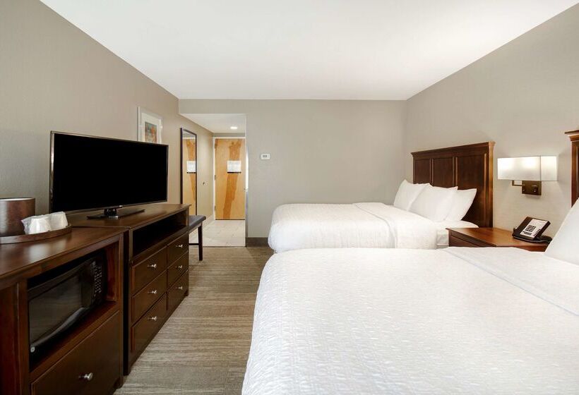 בית מלון כפרי Hampton Inn Huntsville Arsenal/south Pkway