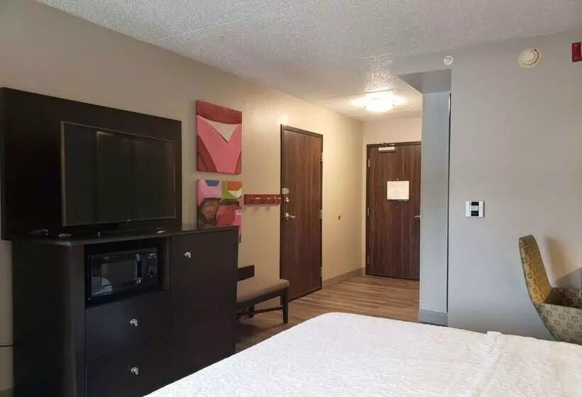 هتل Hampton Inn Johnstown