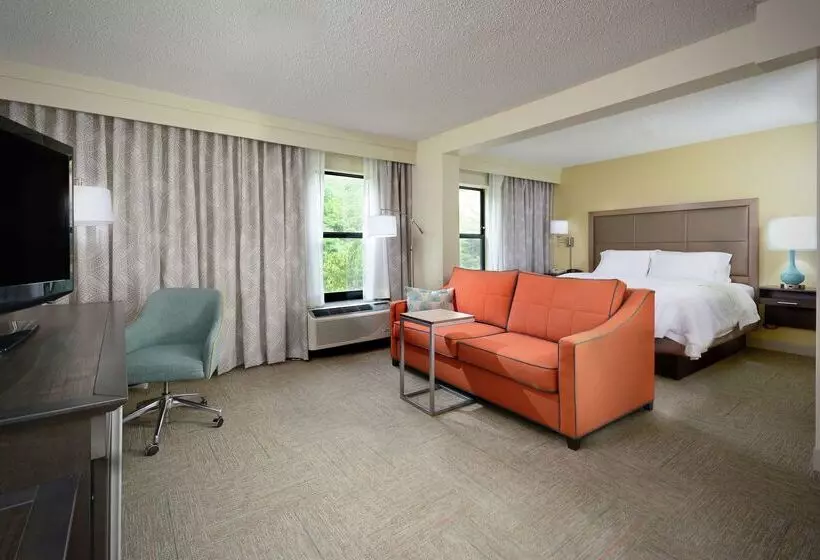 Отель Hampton Inn Martinsville