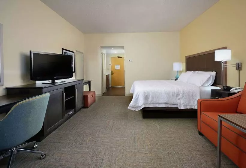 Отель Hampton Inn Martinsville