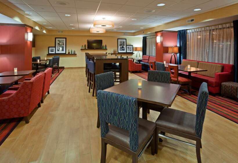 Otel Hampton Inn Milwaukee Airport