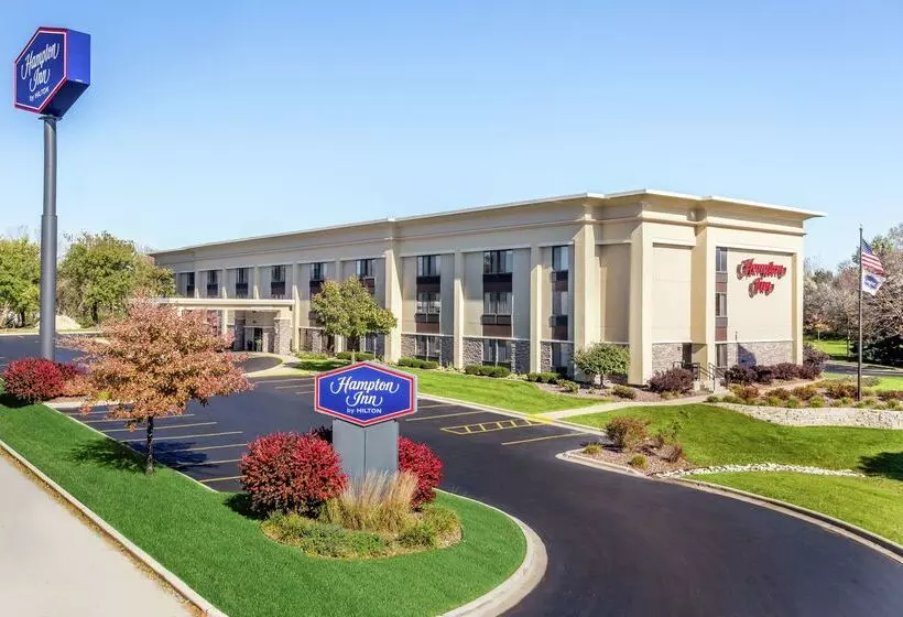 ホテル Hampton Inn Milwaukee Airport