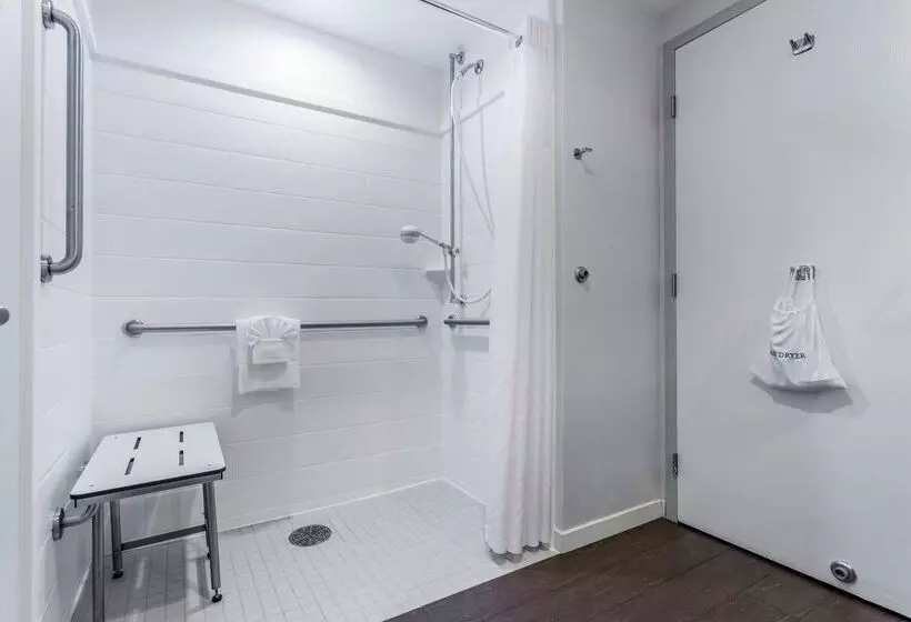 ホテル Hampton Inn Milwaukee Airport