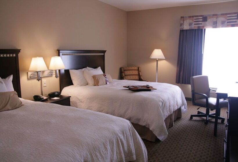 Отель Hampton Inn Olathe