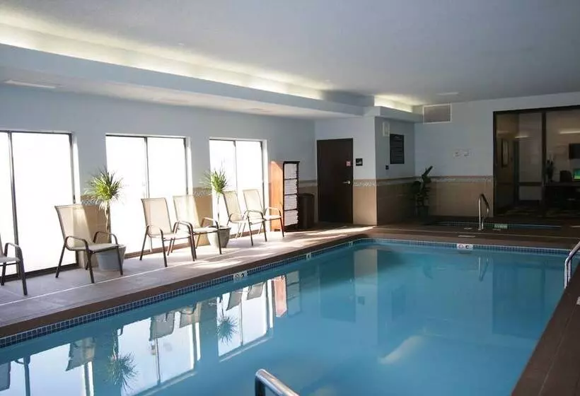 בית מלון כפרי Hampton Inn Olathe