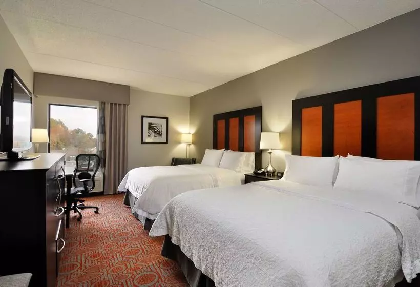 Отель Hampton Inn Stafford/quantico & Conference Center
