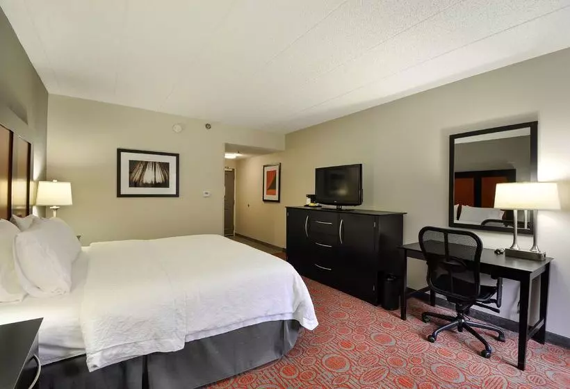 Отель Hampton Inn Stafford/quantico & Conference Center