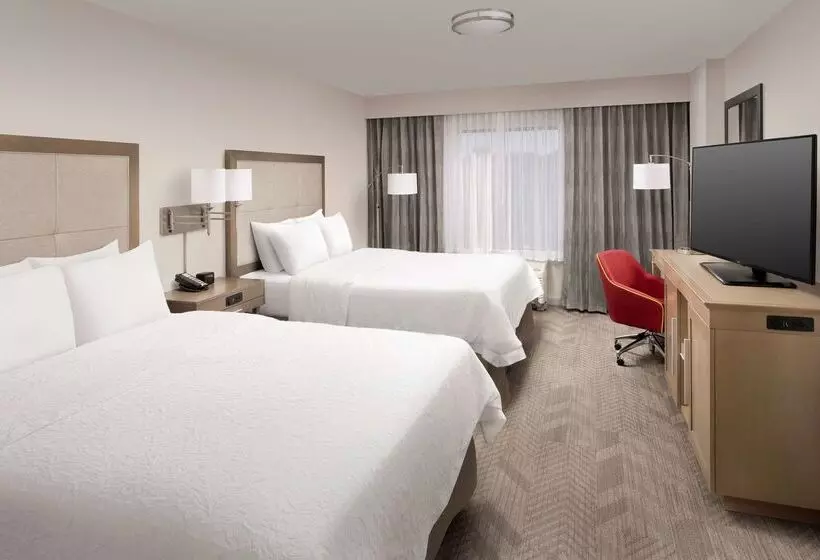 هتل Hampton Inn & Suites Anaheim Garden Grove
