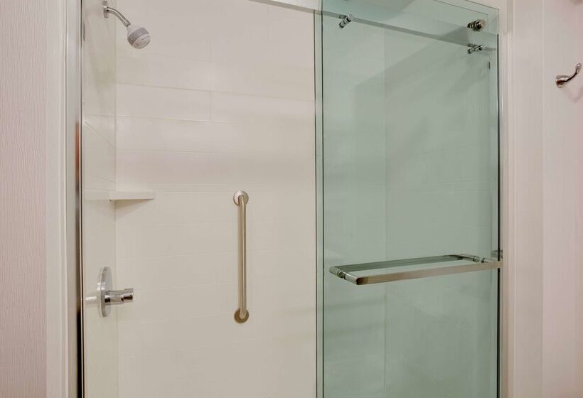 בית מלון כפרי Hampton Inn & Suites Cleveland/independence