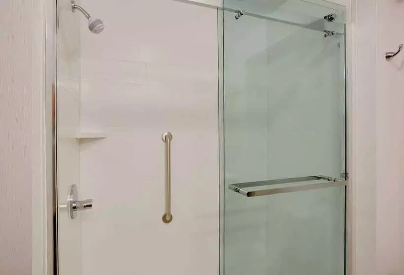 فندق Hampton Inn & Suites Cleveland/independence