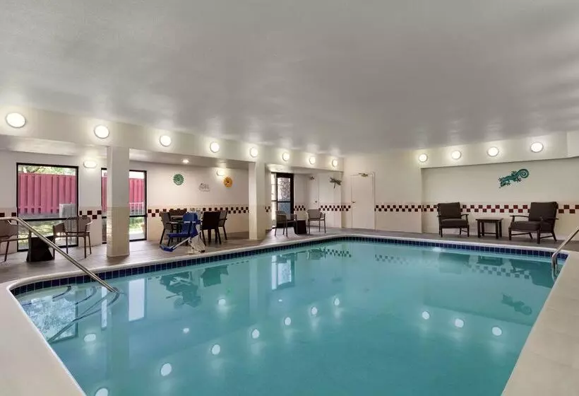 ホテル Hampton Inn Tracy