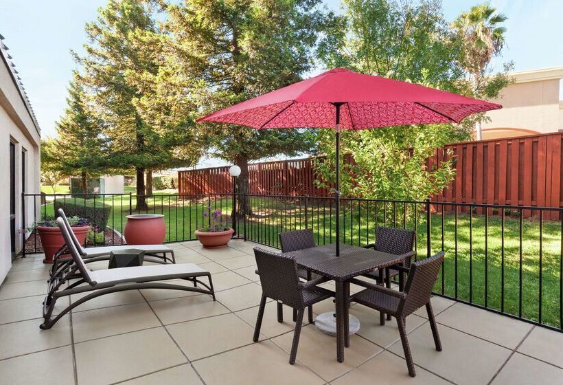 ホテル Hampton Inn Tracy