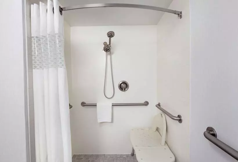 Отель Hampton Inn Waycross