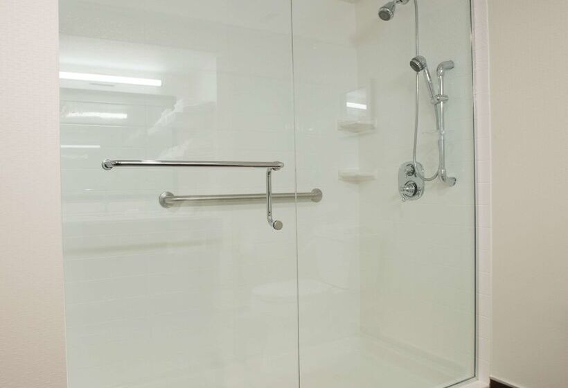 فندق Hampton Inn Wooster