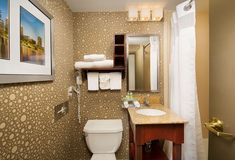 هتل Holiday Inn Express Boston North Woburn, An Ihg