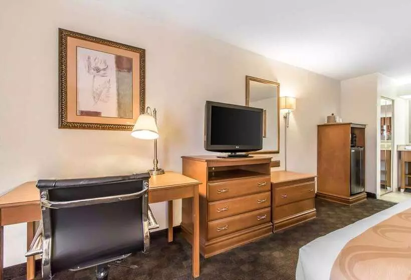 Отель Quality Inn Monroe
