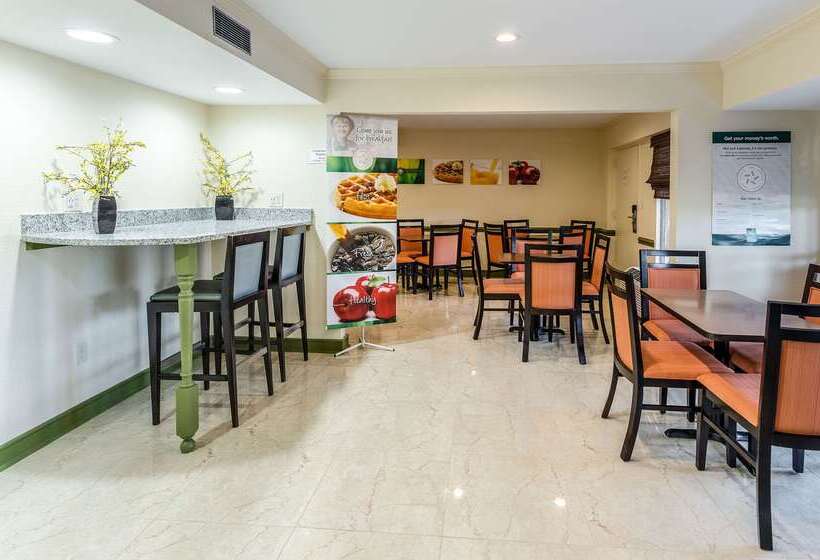 Hotel Quality Inn Tanglewood