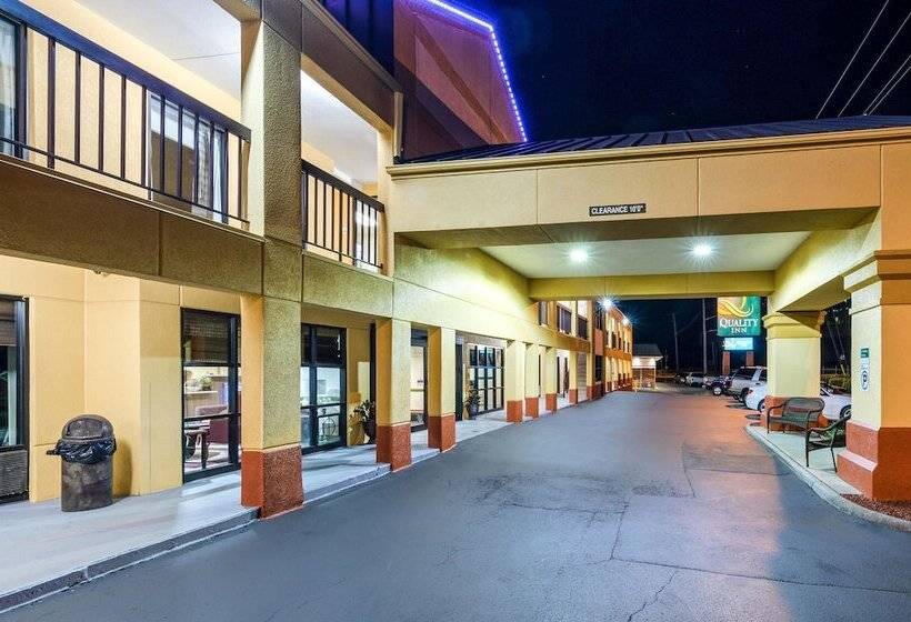 Hotel Quality Inn Tanglewood