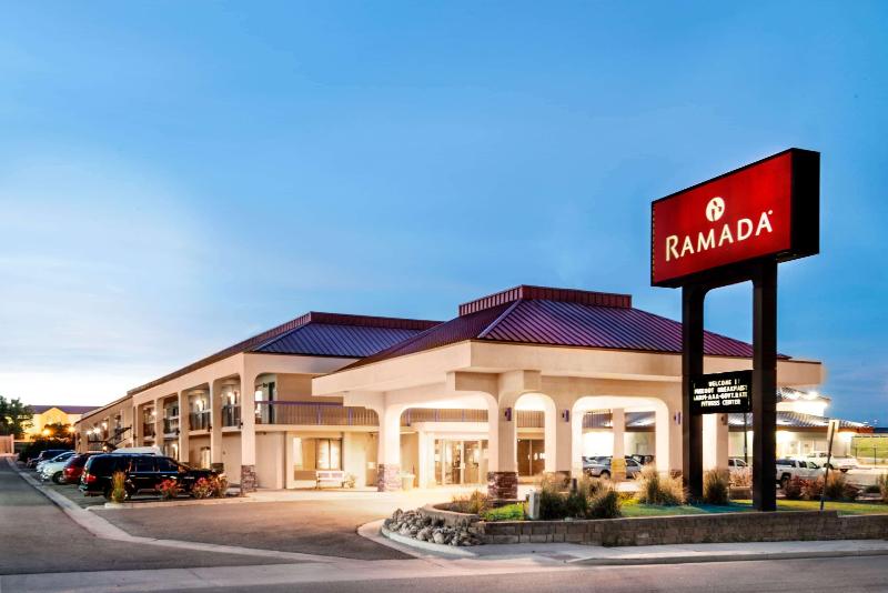 هتل Travelodge By Wyndham Pueblo