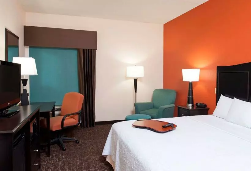 Отель Spark By Hilton Stevensville