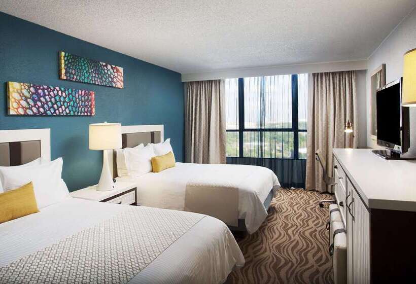 Wyndham Lake Buena Vista Resort Disney Springs® Resort Area