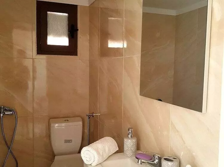 Emmanouil Airport Beach Apartment