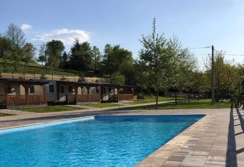 Hotelli Kamp Slapic Glamping