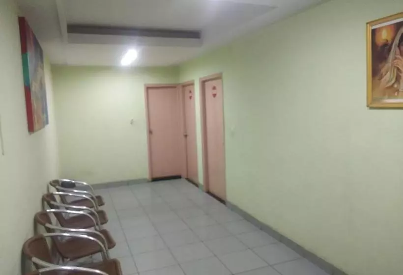 هتل Pavana Residency