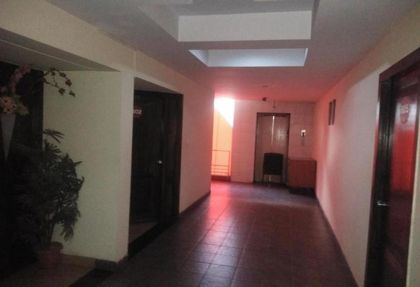 בית מלון כפרי Pavana Residency