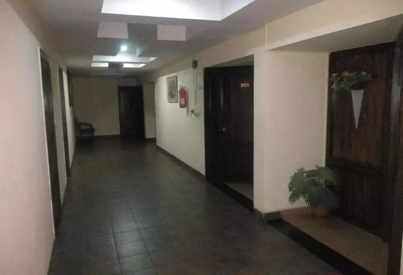 هتل Pavana Residency