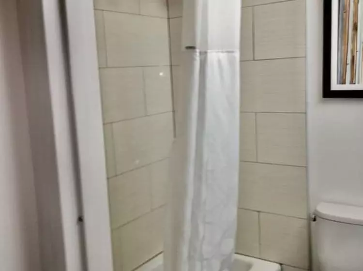 هتل Wingate By Wyndham Jfk Airport/far Rockaway
