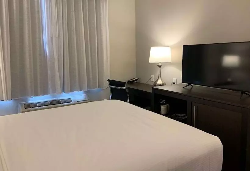 هتل Wingate By Wyndham Jfk Airport/far Rockaway