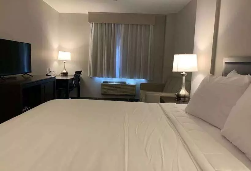 هتل Wingate By Wyndham Jfk Airport/far Rockaway