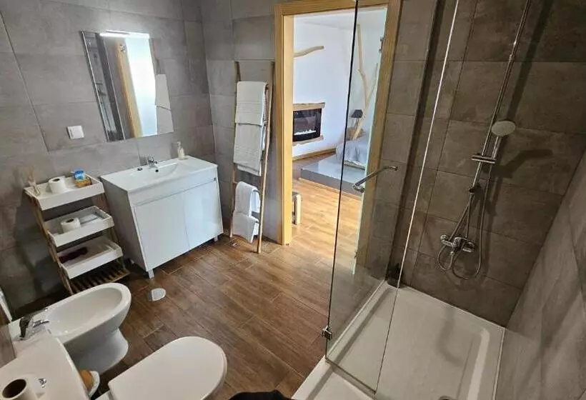 پانسیون Atlantic Spot Guest House