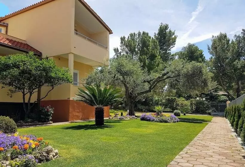 پانسیون Guest House Antonia