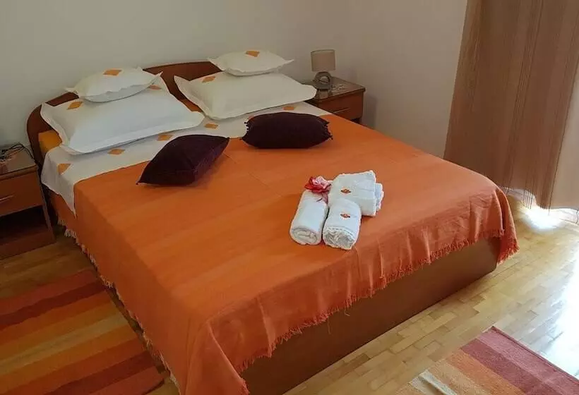 پانسیون Guest House Antonia