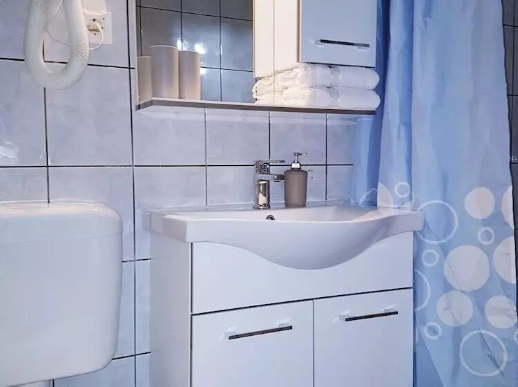 پانسیون Guest House Antonia