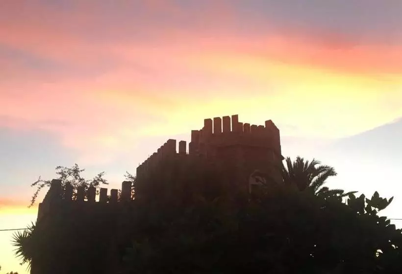 Pyrgos Ralli Estate Apartments And Suites