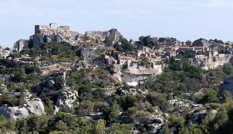 St Remy De Provence Proche Centre Ville Parking Privé