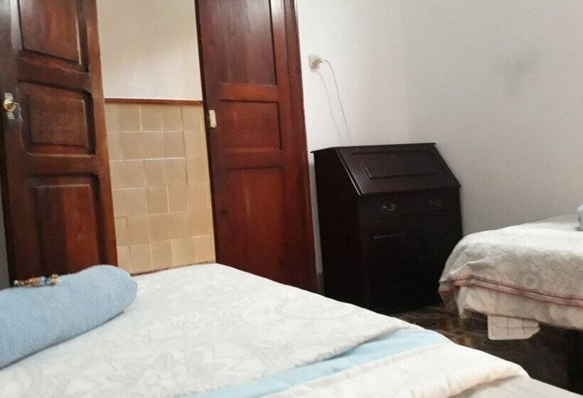 هاستل Stardust House Vegueta