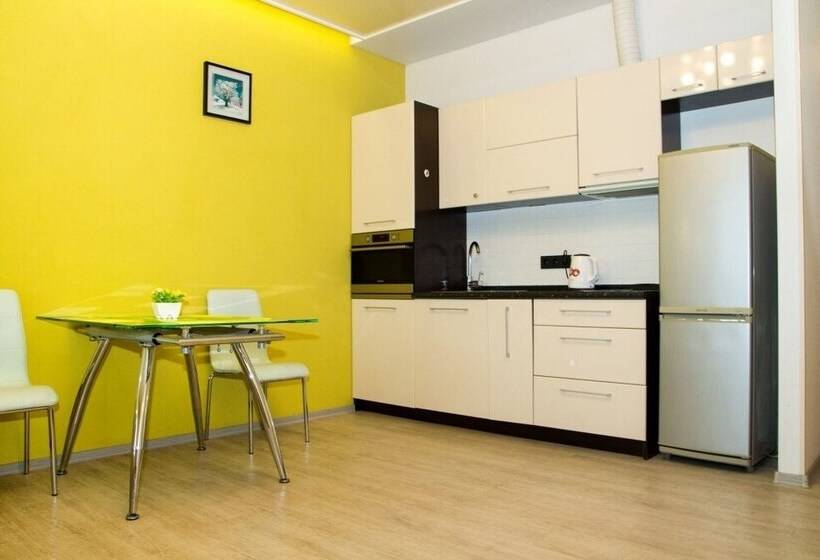 Apartment On Znameni St. 117d