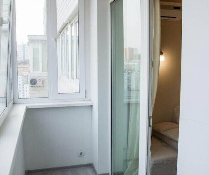 Apartment On Znameni St. 117d