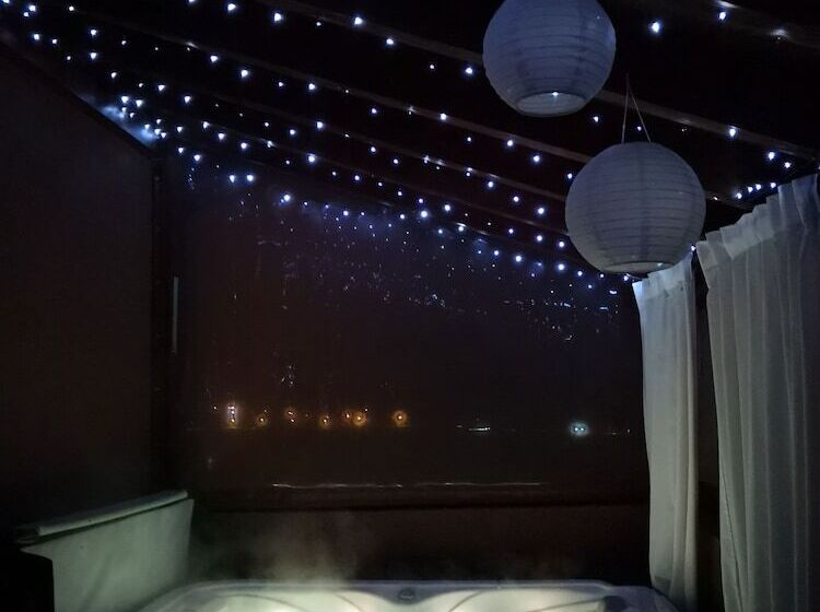 Apartment Viksa With Jacuzzi