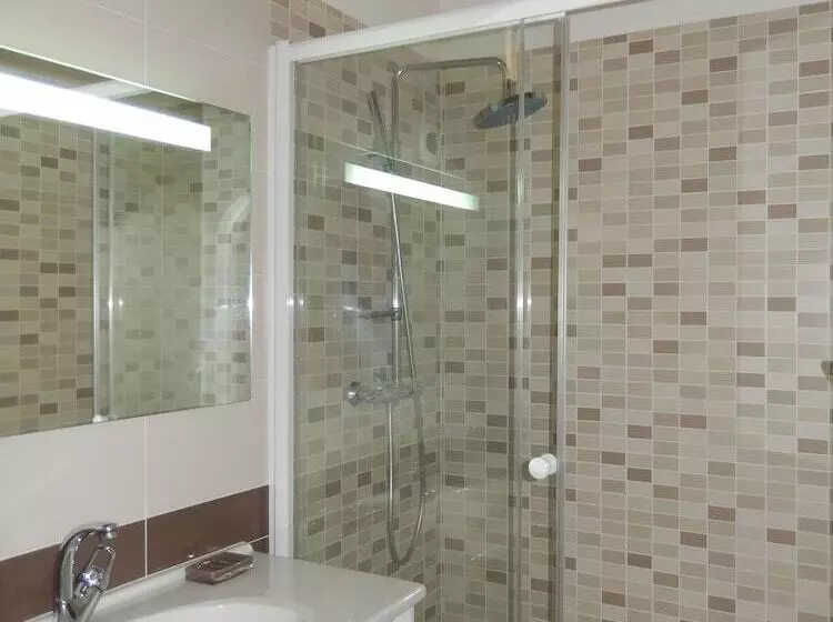 Aamiaismajoitus (B&B) Les Chambres De Manou