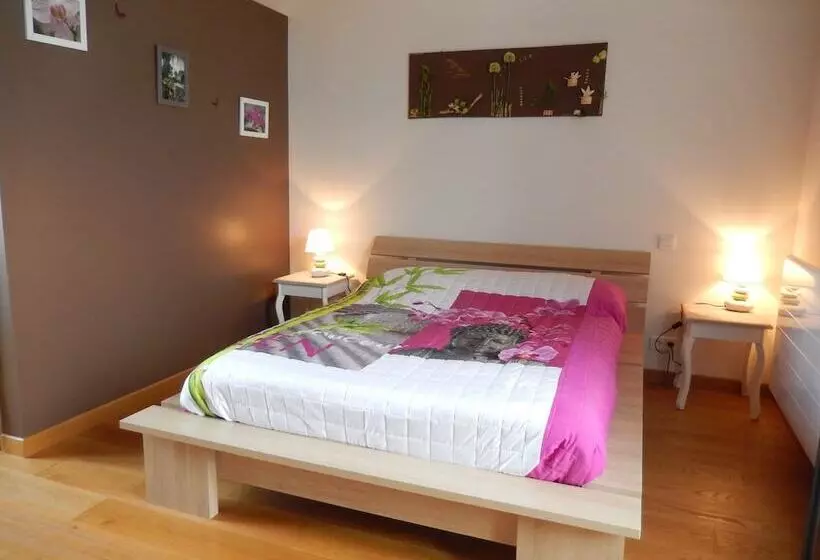 Aamiaismajoitus (B&B) Les Chambres De Manou